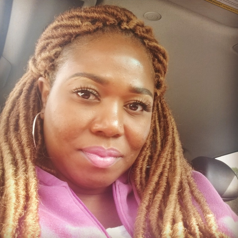 Meet your Posher, Shellene